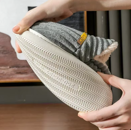 Ultra-Soft Cozy Slippers